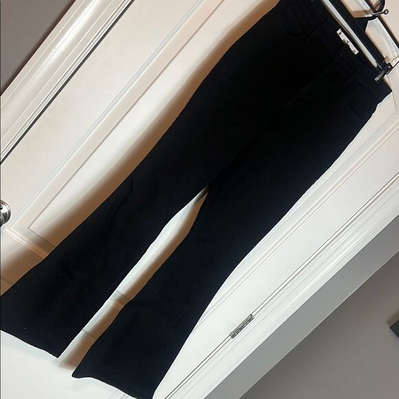 HOLLISTER CURVY HIGH RISE FLAIR - BLACK - 10L - Picture 2 of 7